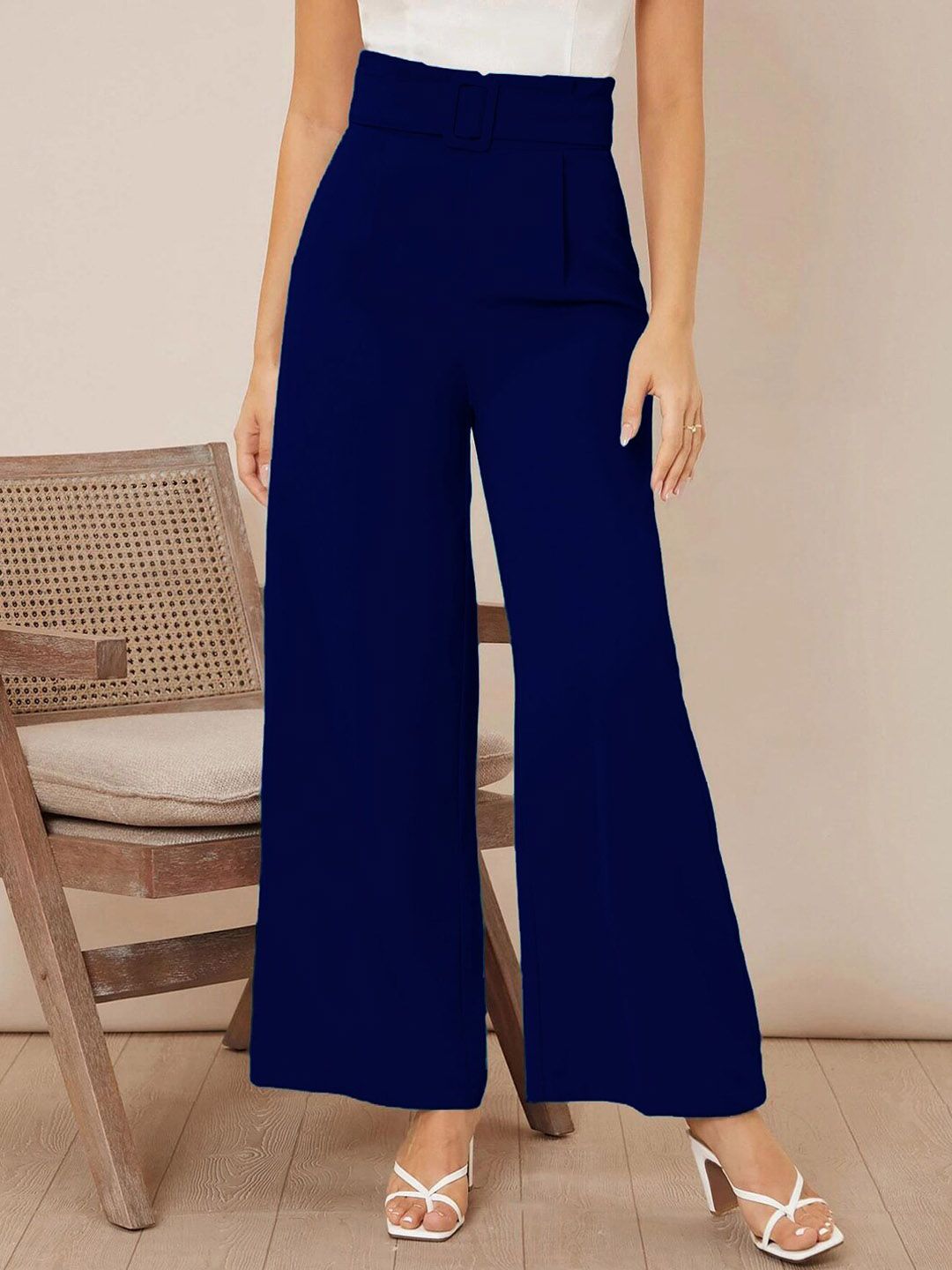 Kotty Women Relaxed Straight Fit High-Rise Easy Wash Parallel Trousers