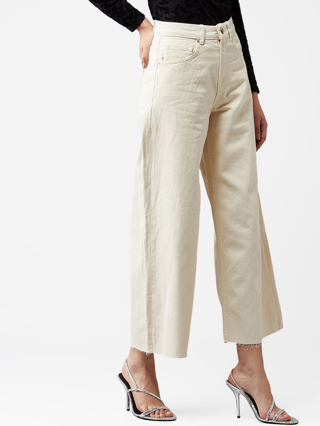 Kotty Women Cream-Coloured Flared High-Rise Clean Look Jeans