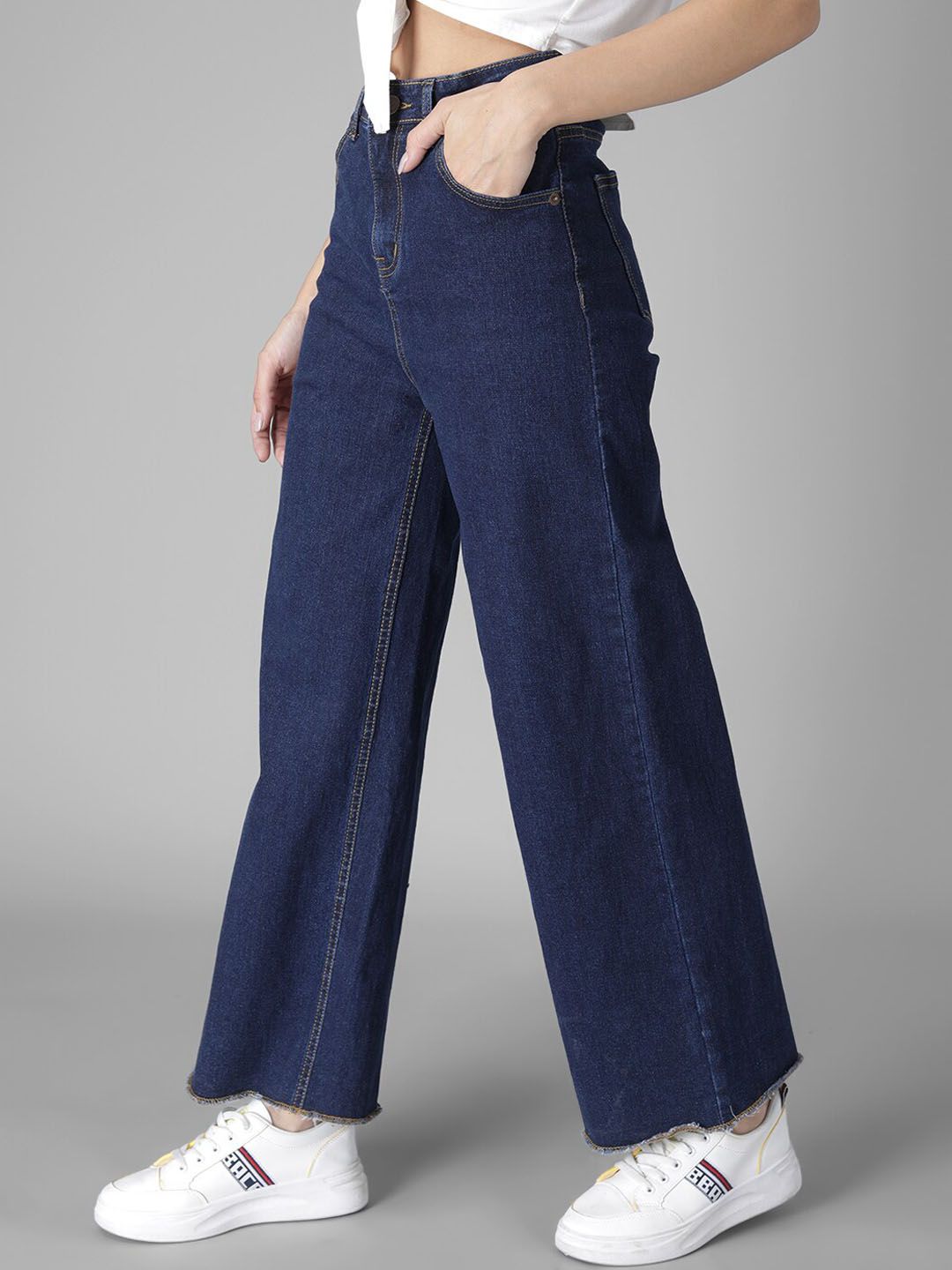 Kotty Women Blue Flared High-Rise Clean Look Jeans