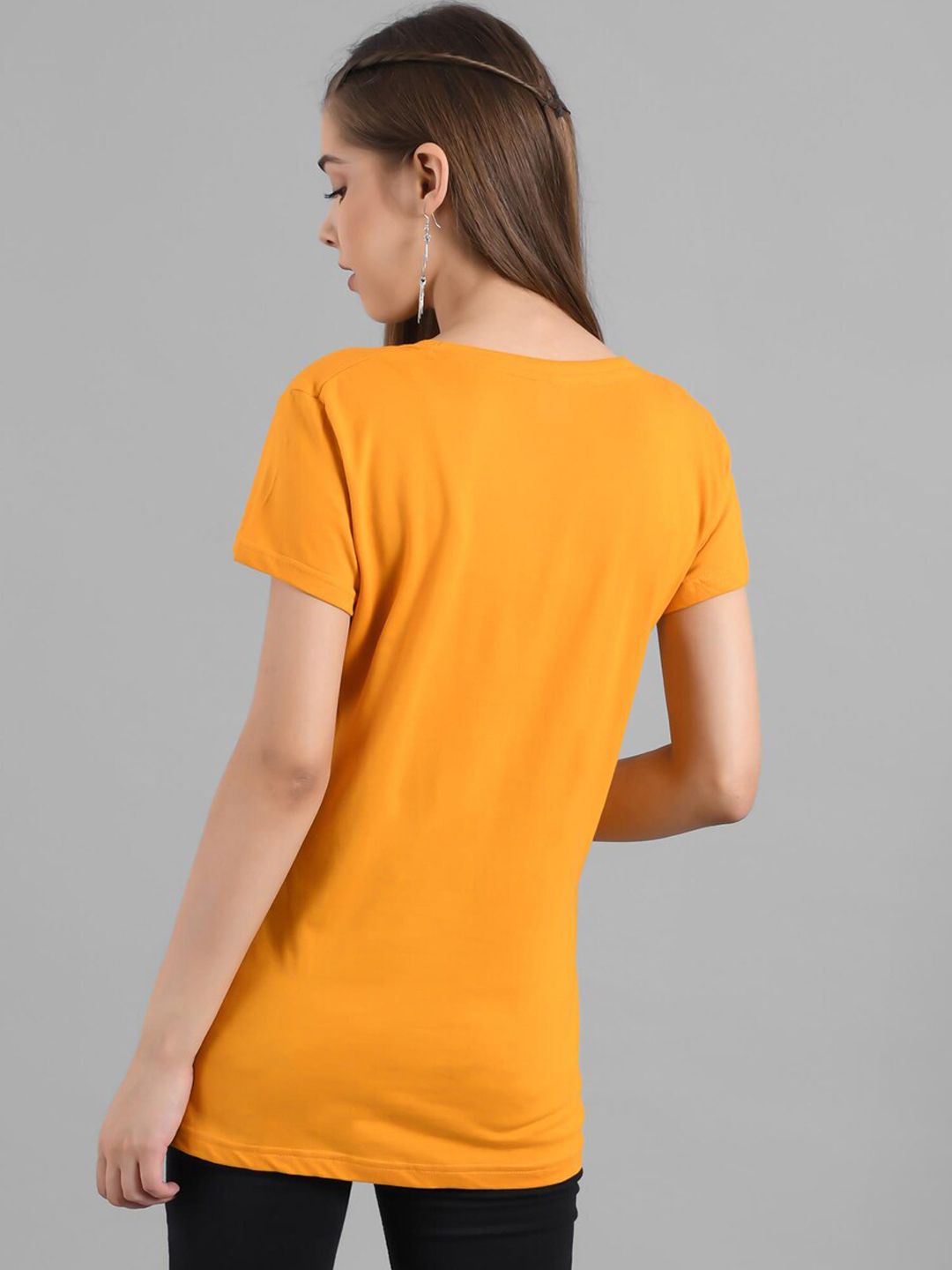 Kotty Women Yellow Printed Round Neck Longline T-shirt