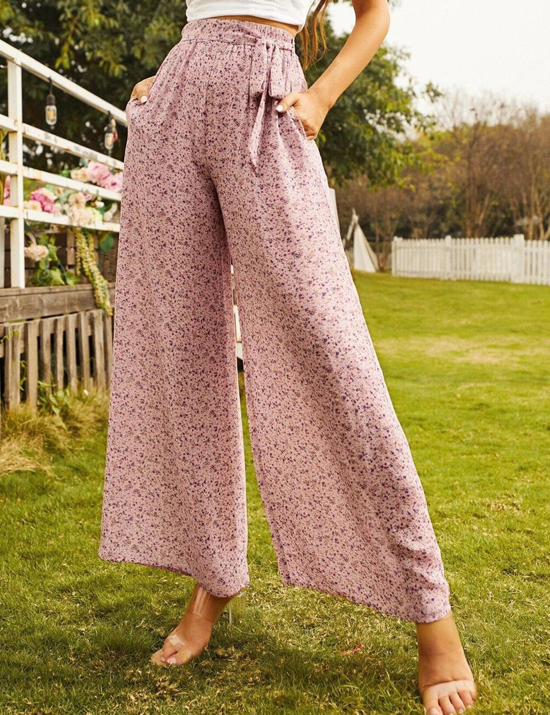 Kotty Women Floral Relaxed High-Rise Parallel Trousers