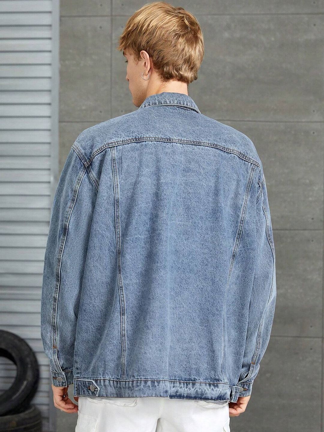 Kotty Spread Collar Washed Denim Jacket