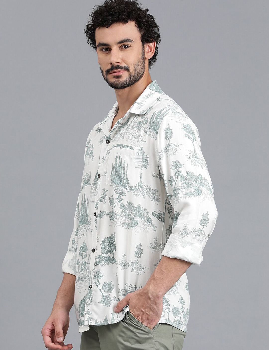Kotty New Relaxed Fit Abstract Printed Cutaway Collar Casual Shirt
