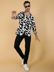 Kotty Men Relaxed Spread Collar Graphic Printed Cotton Casual Shirt