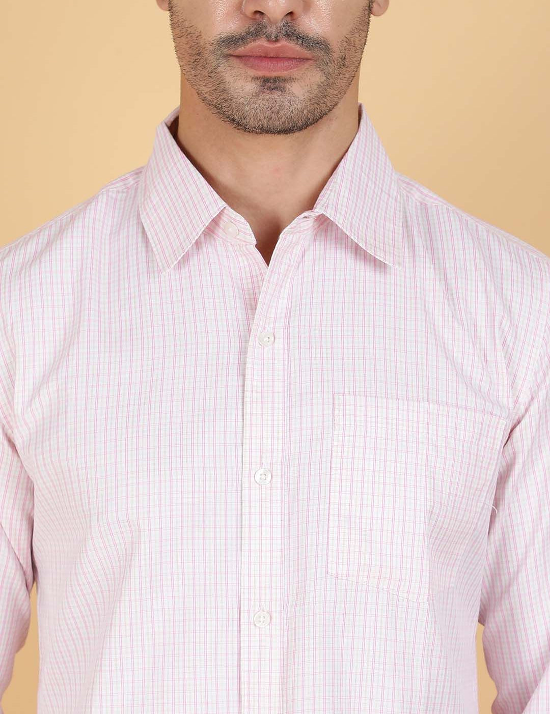 Kotty Men Relaxed Spread Collar Graphic Printed Casual Shirt