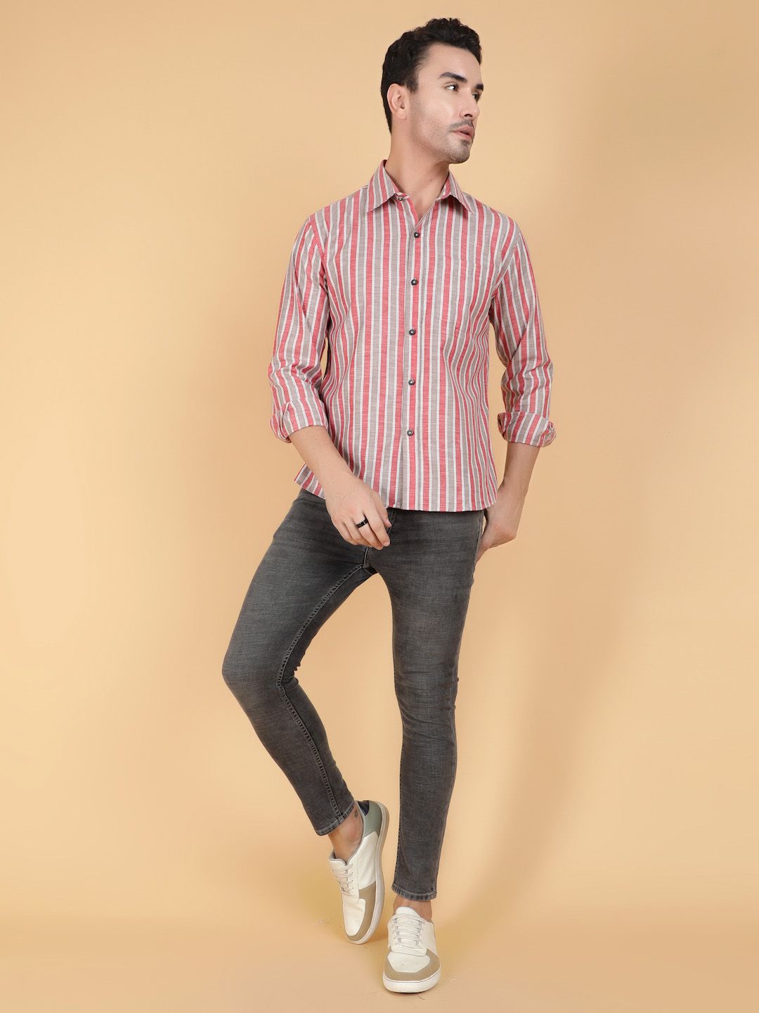 Kotty Men Relaxed Fit Spread Collar Striped Casual Shirt
