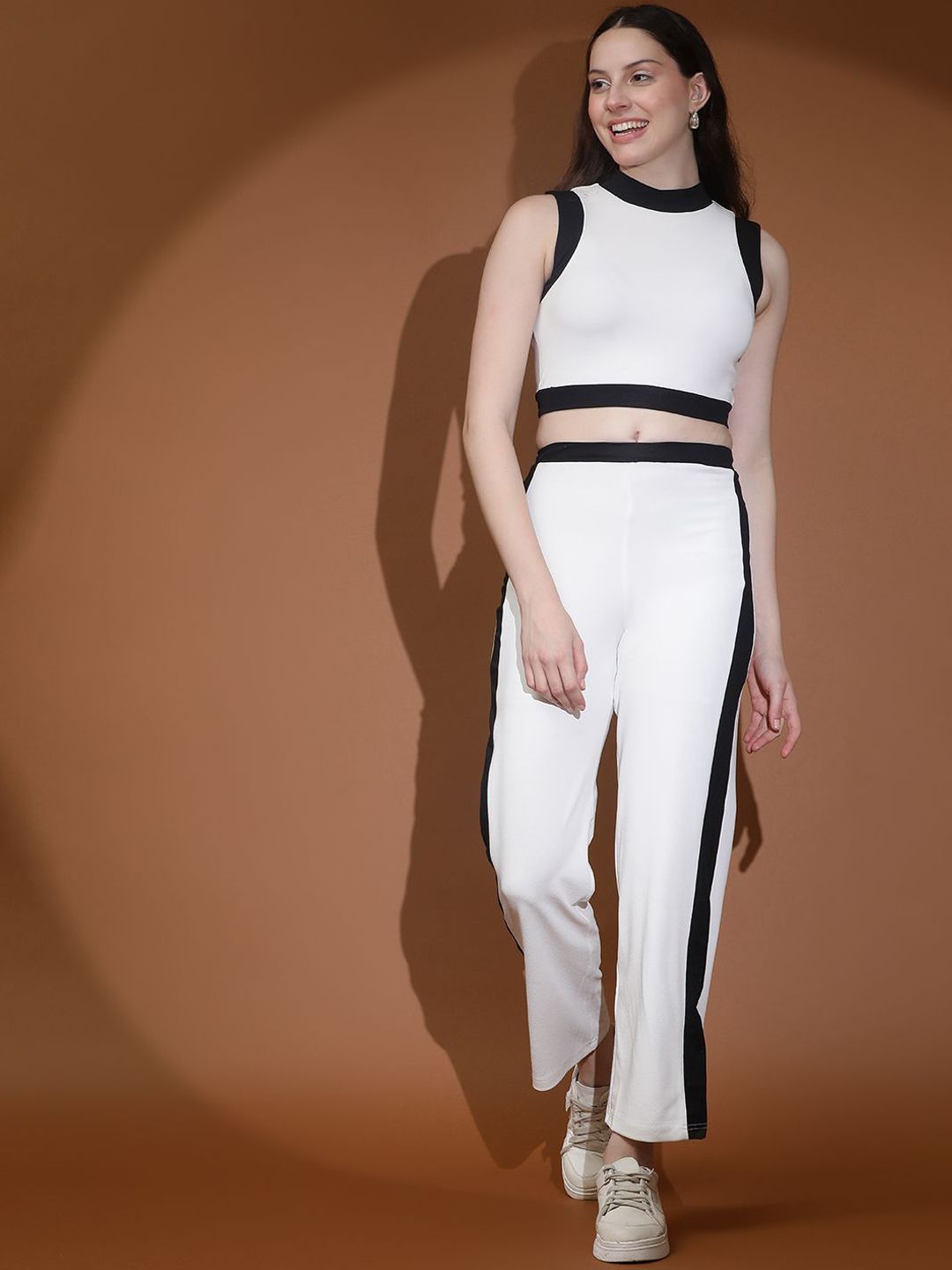 Kotty White Round Neck Sleeveless Top & Trousers
