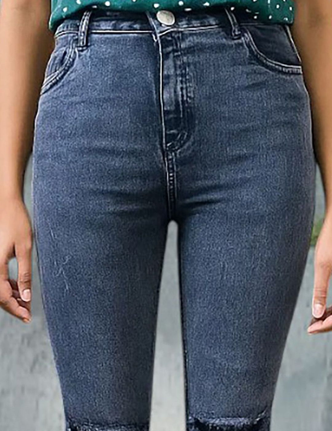 Kotty Bootcut High-Rise Mildly Distressed Light Fade Stretchable Jeans