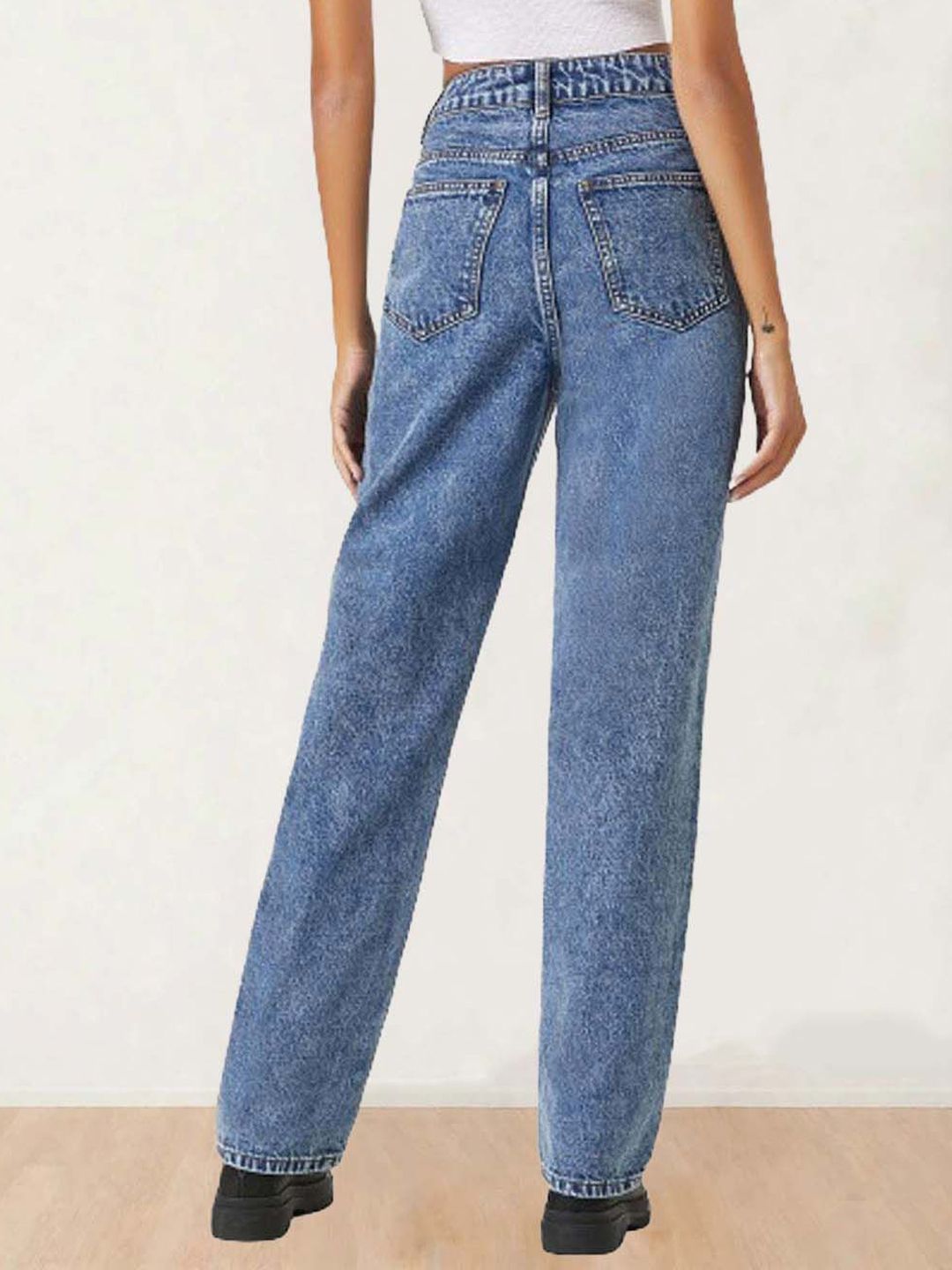 Kotty Women Straight Fit High-Rise Stretchable Jeans