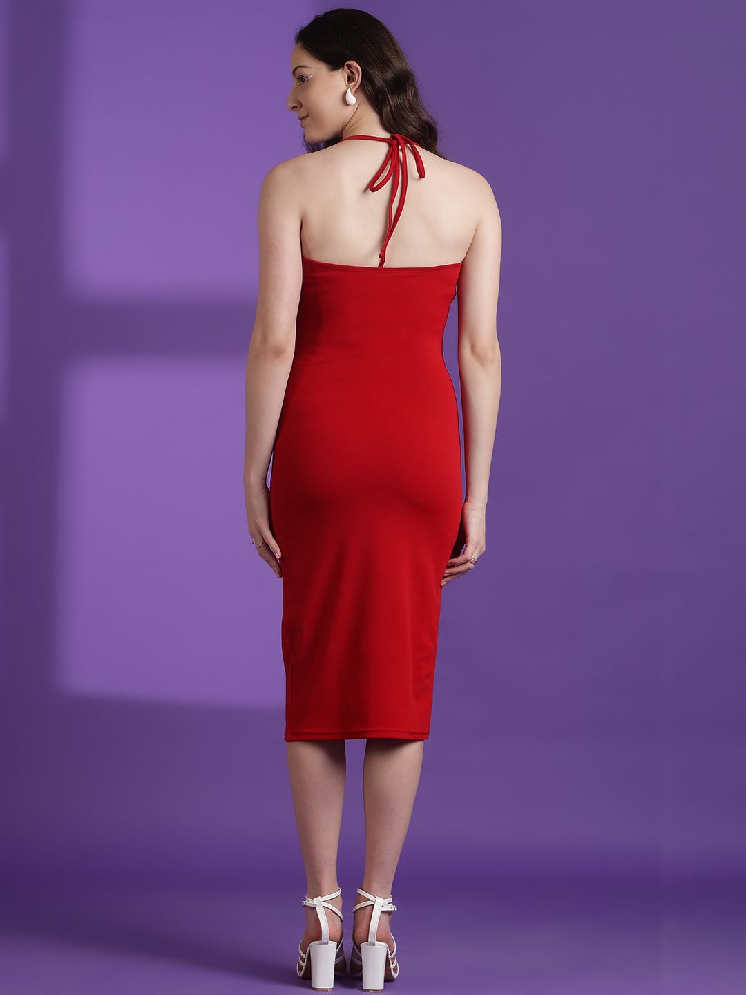 Kotty Women Solid Halter Neck Sheath Dress