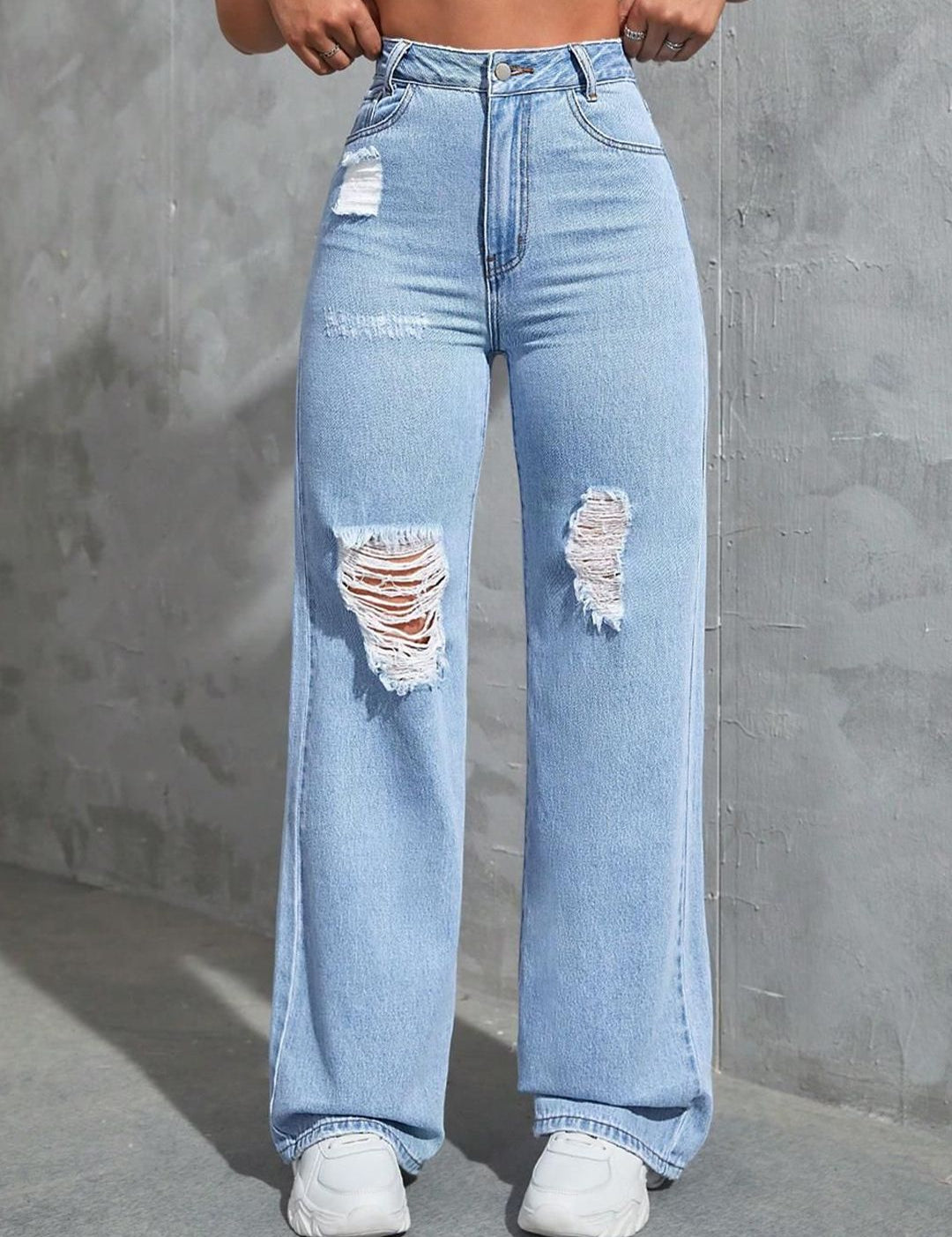 Kotty Women Straight Fit High-Rise Slash Knee Jeans