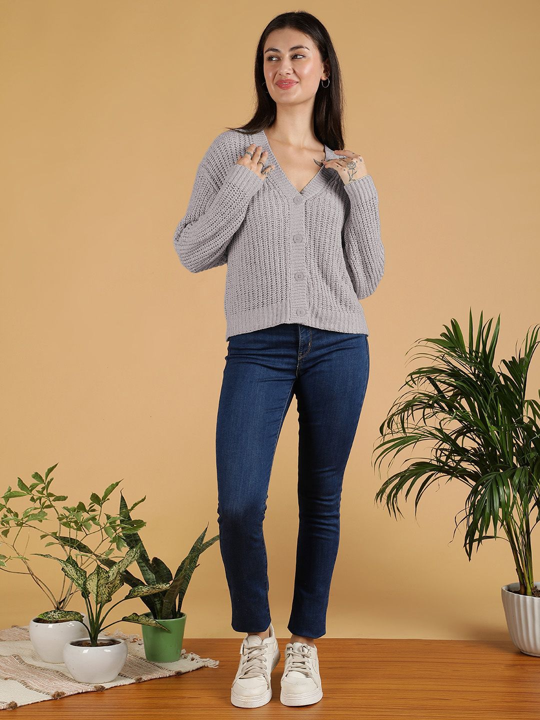 Kotty Women V-Neck Cardigan