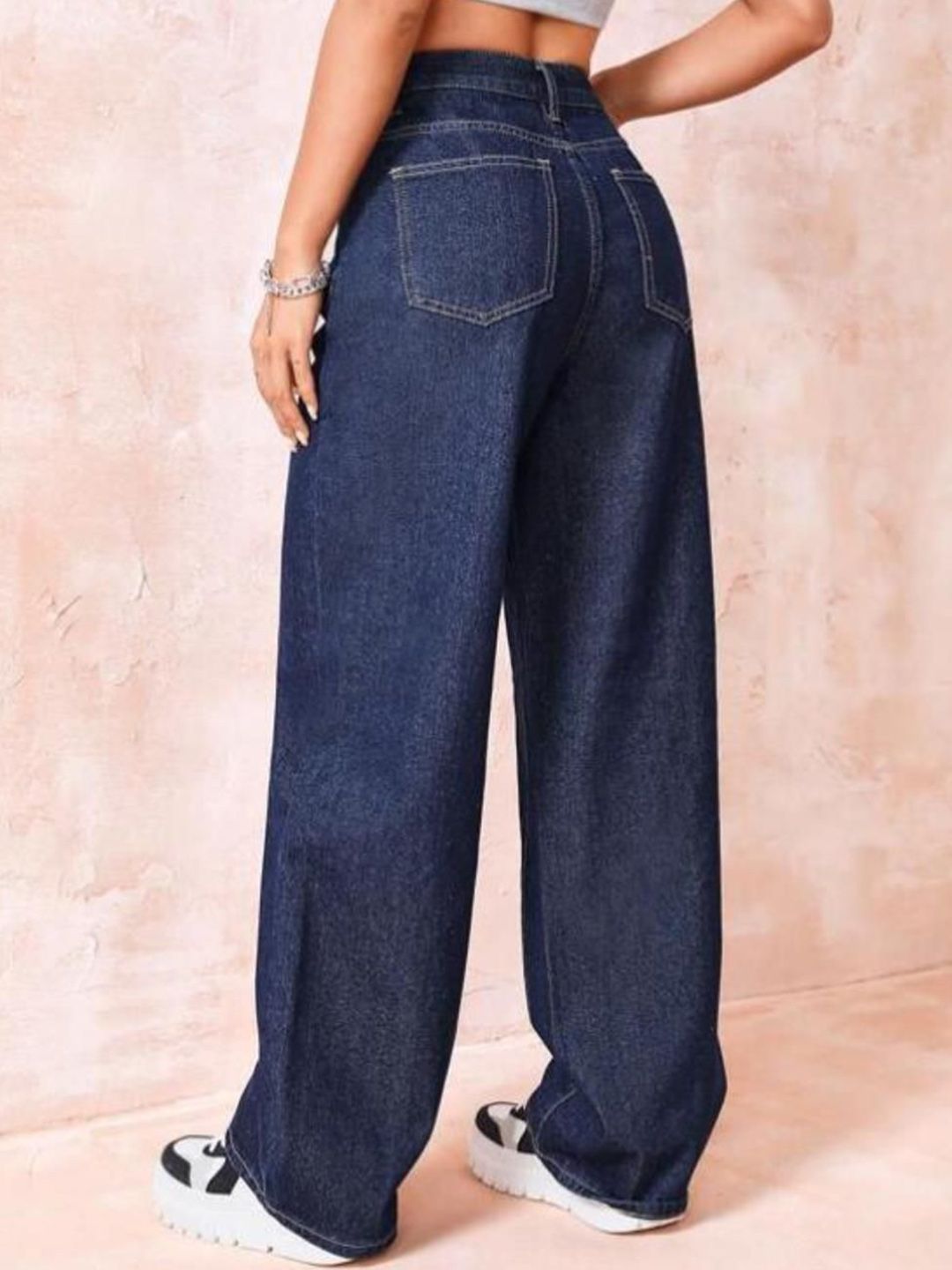 Kotty Women Wide Leg High-Rise Clean Look Stretchable Jeans