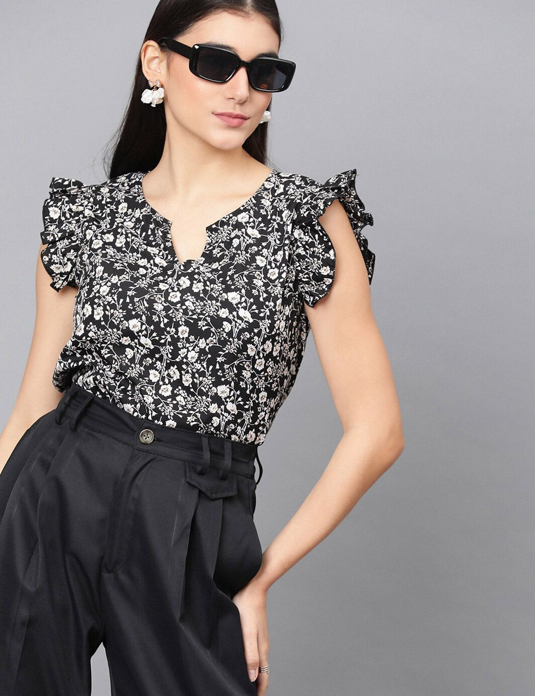 Kotty Floral Printed Flutter Sleeve Top