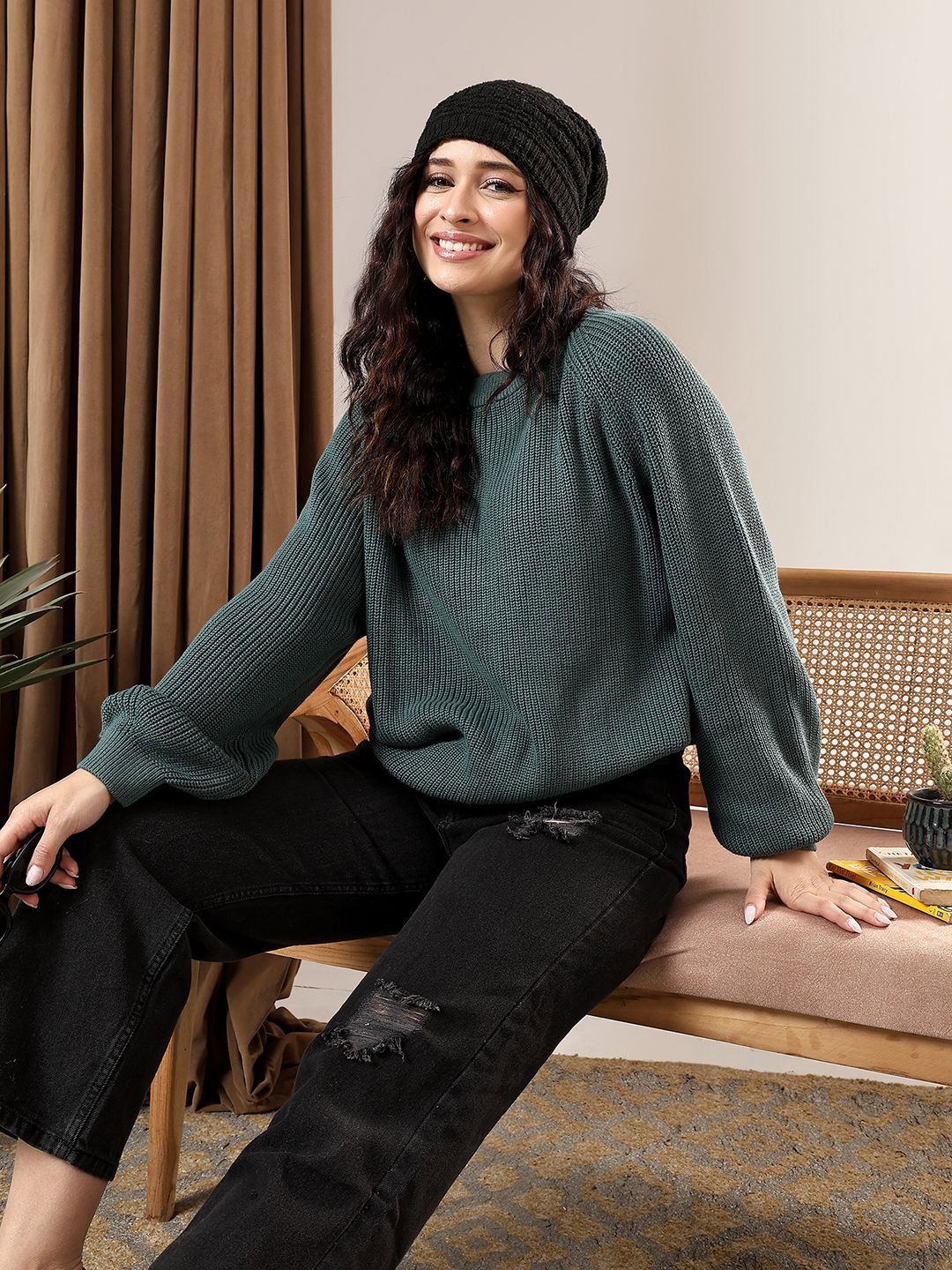 Kotty Women Round Neck Ribbed Pullover