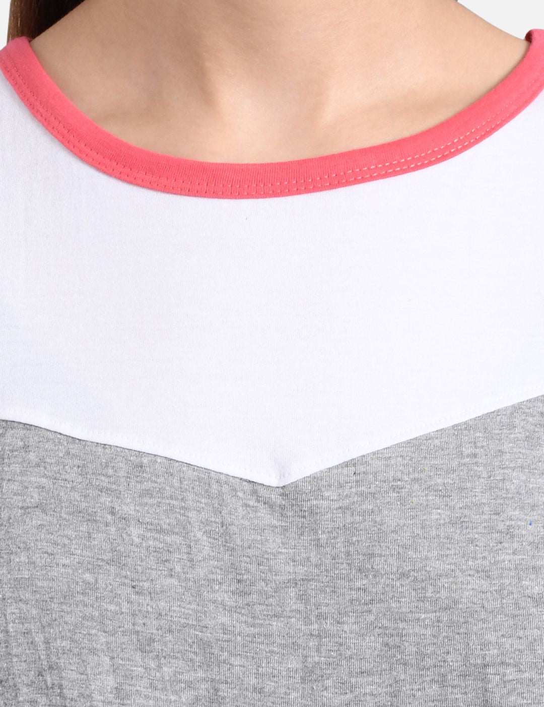 Kotty Women Pink Colourblocked Round Neck T-shirt
