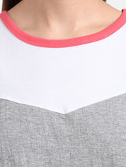 Kotty Women Pink Colourblocked Round Neck T-shirt