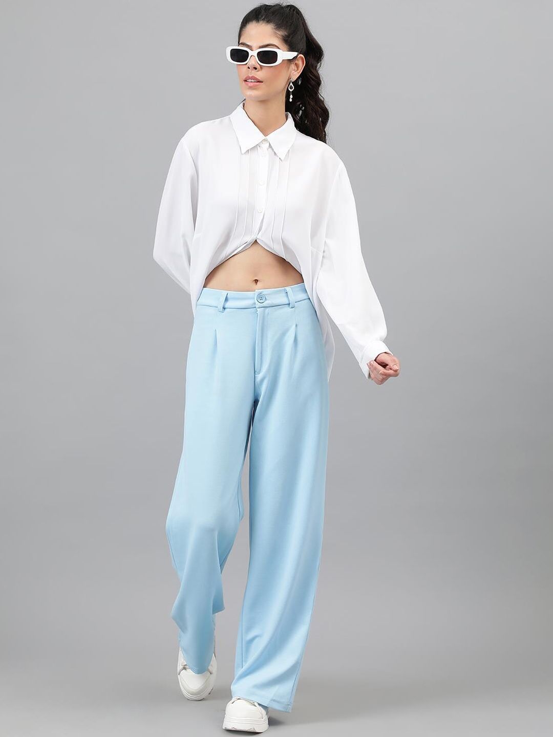 KOTTY BIZwear Women Blue Relaxed Straight Leg High-Rise Easy Wash Pleated Parallel Trousers