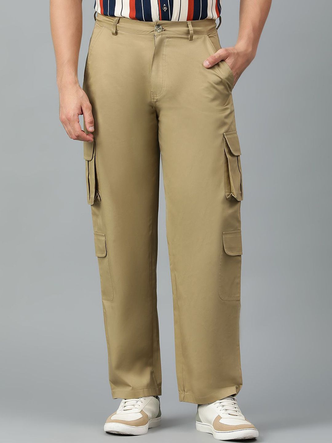 Kotty Men Relaxed Low-Rise Easy Wash Cargos Trousers