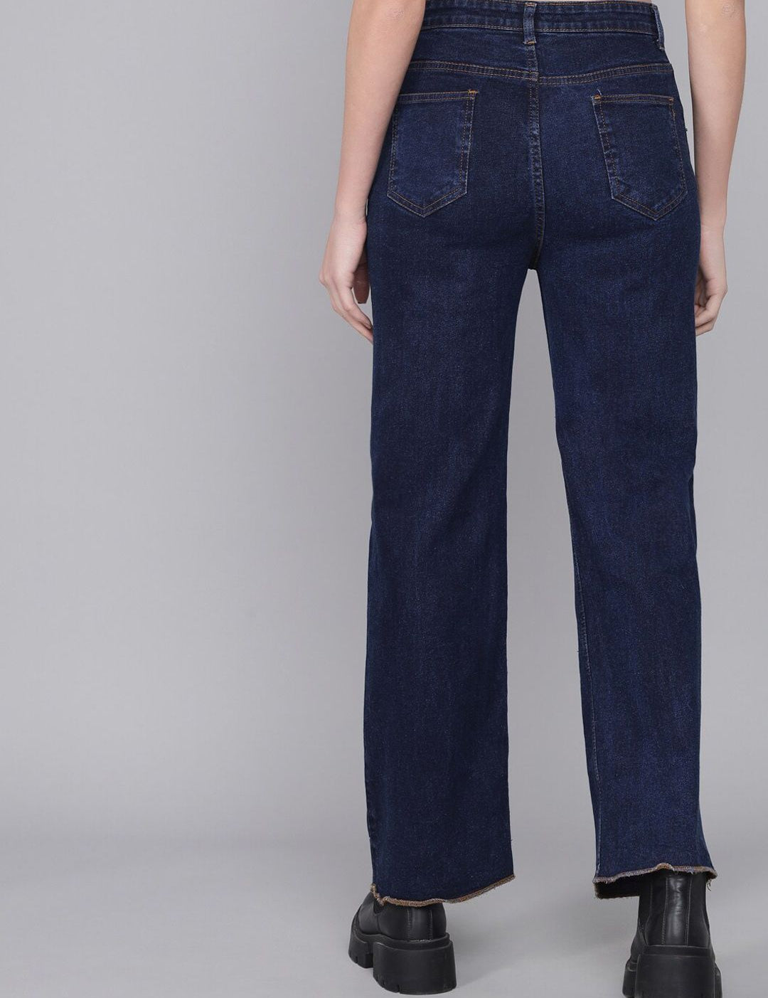 Kotty Women Blue High-Rise Mildly Distressed Jeans