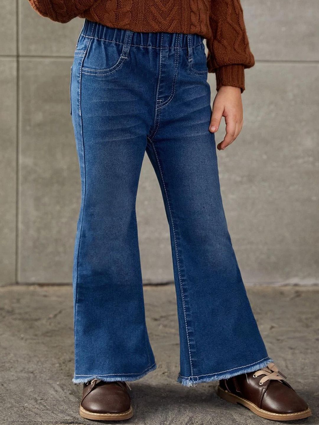 Kotty Girls Blue Jean Fit Bootcut Light Fade Stretchable Jeans