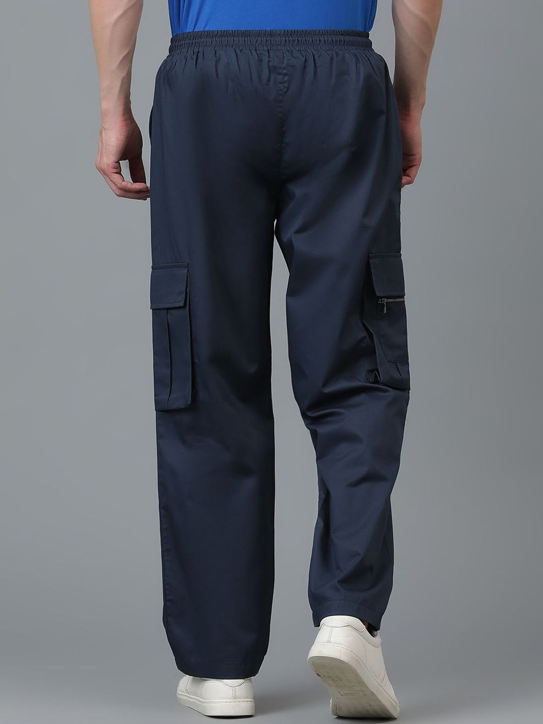 Kotty Men Relaxed Low-Rise Easy Wash Cargos Trousers