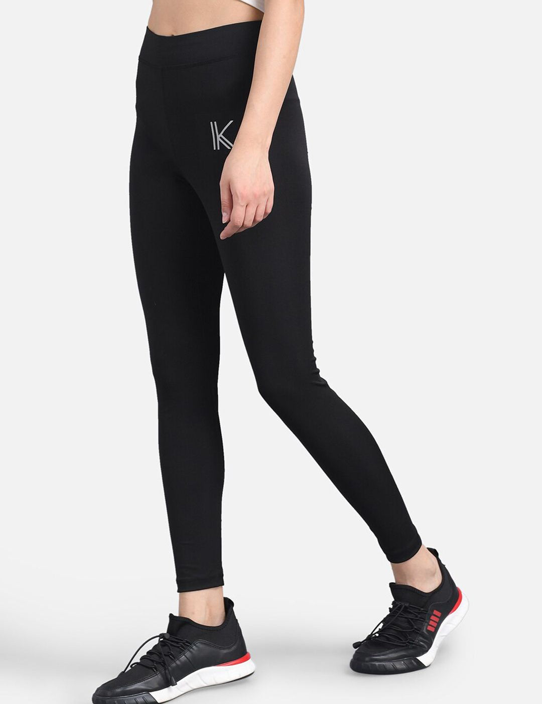 Kotty Women Black & White Printed Tights