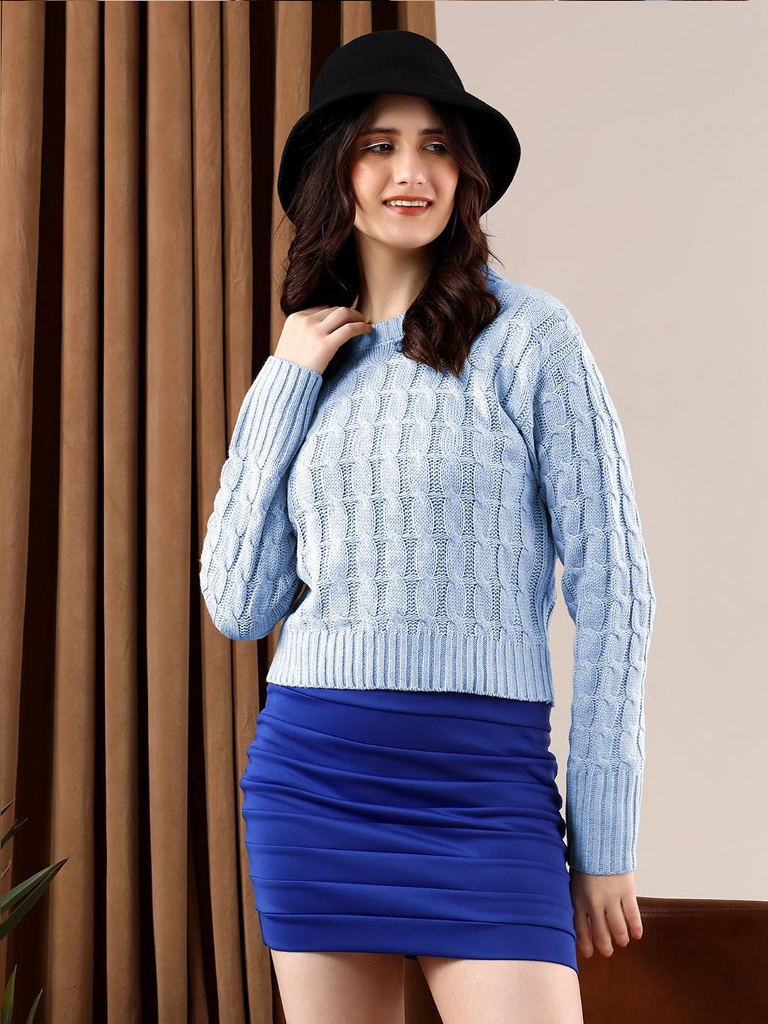 Kotty Women Round Neck Pullover