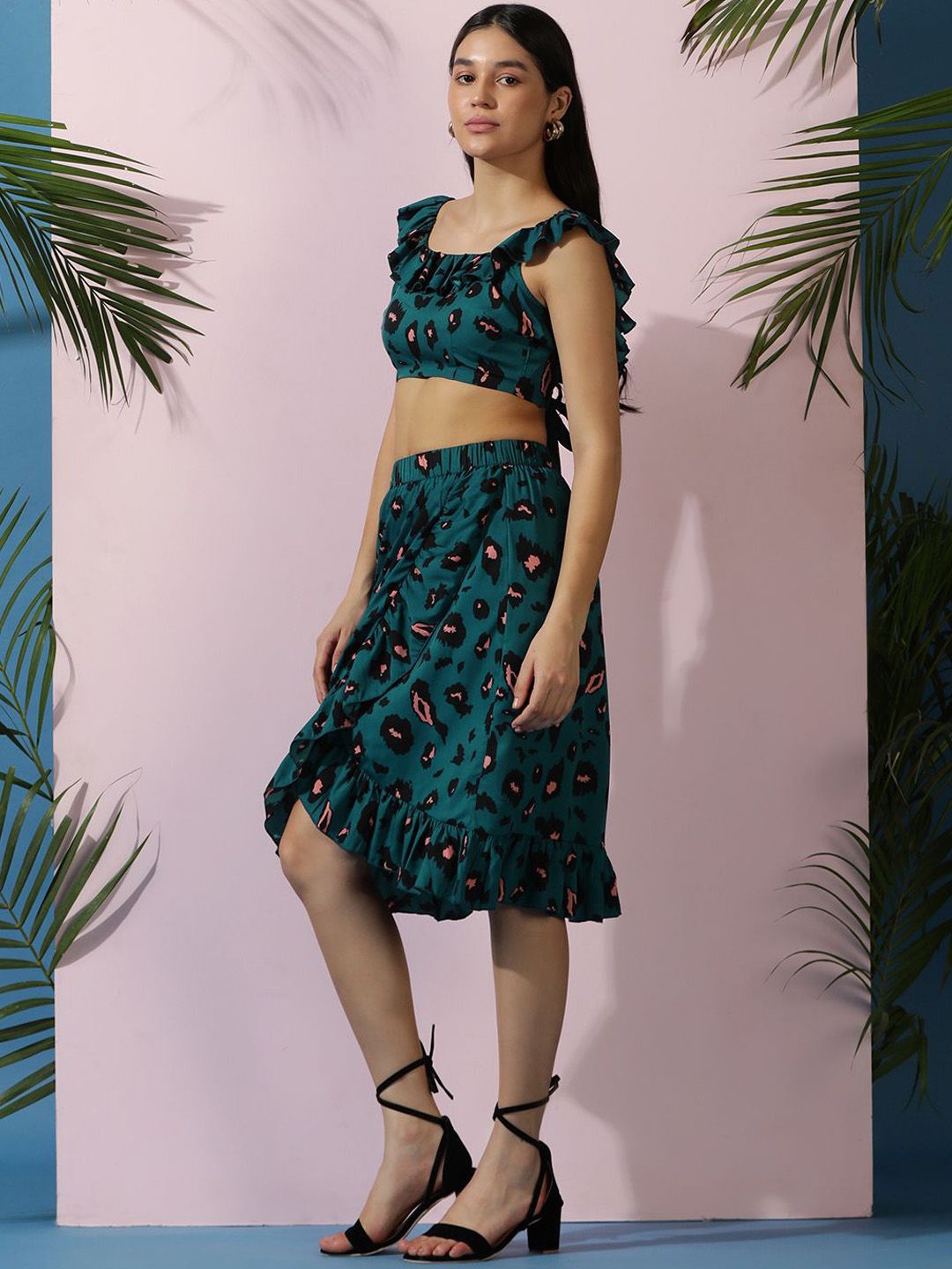 Kotty Green Floral Printed Sleeveless Top With Skirt