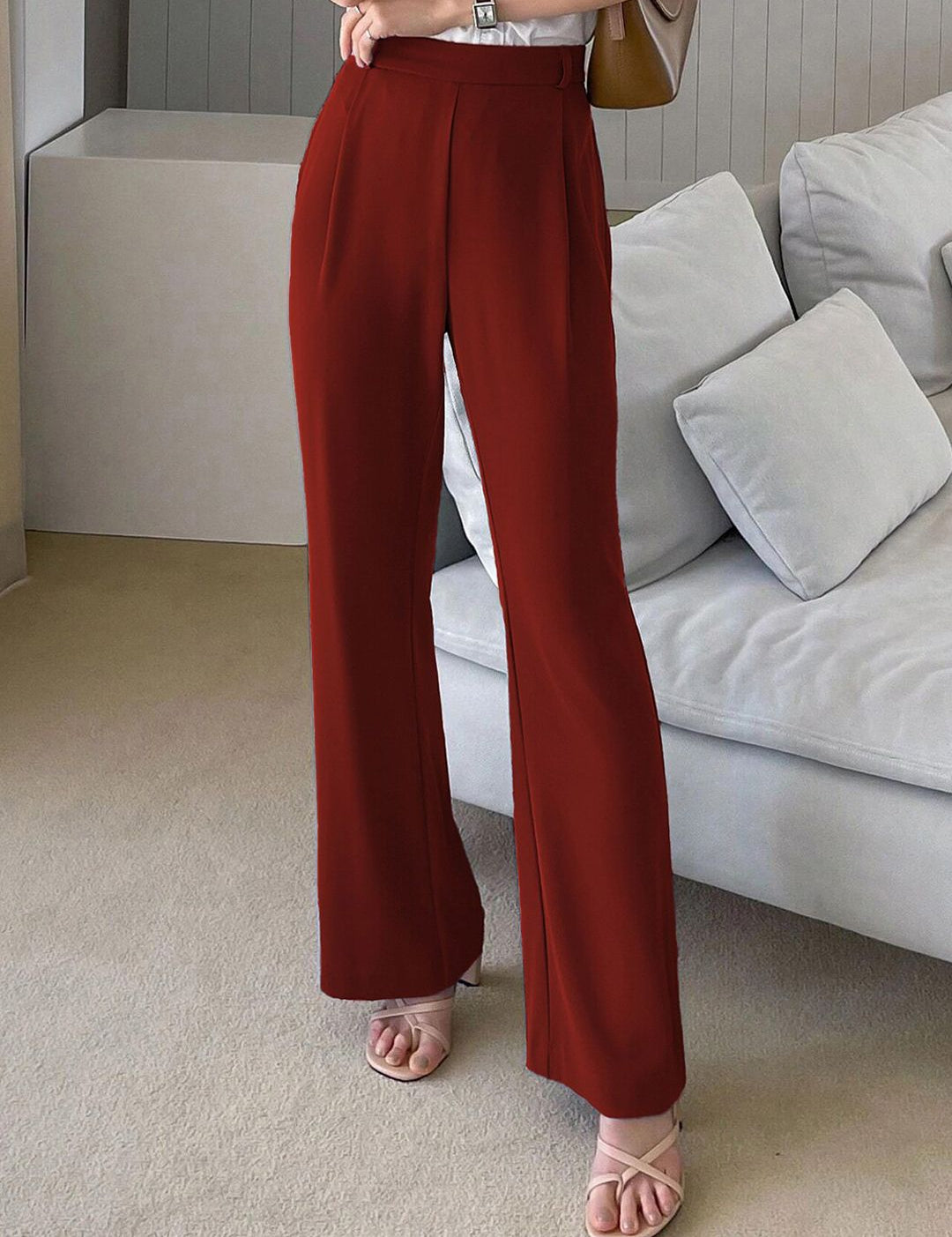 Kotty Women Brown Relaxed Straight Leg Straight Fit High-Rise Easy Wash Pleated Trousers