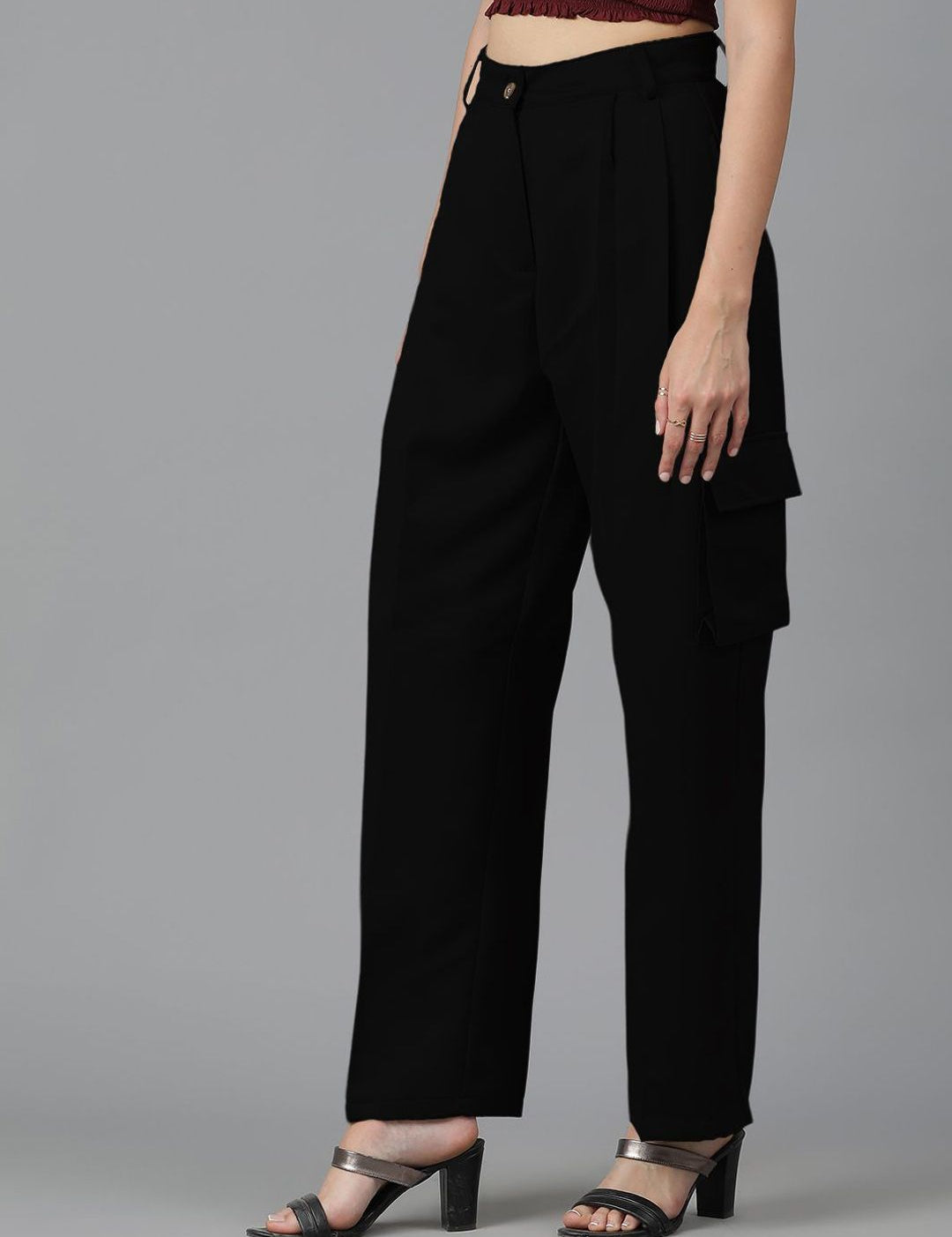 Kotty Women Black Straight Fit High-Rise Pleated Cargos