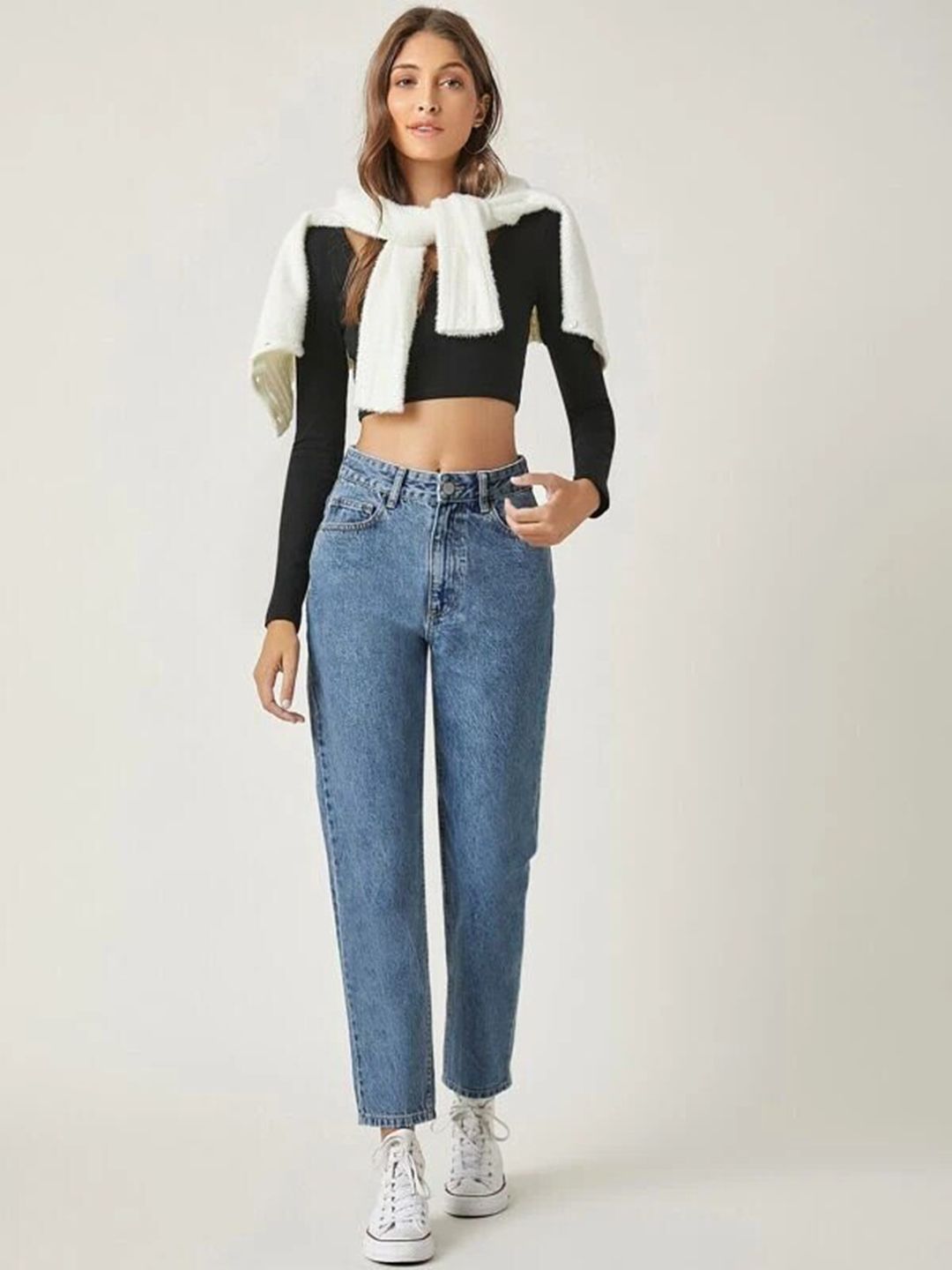 Kotty Women Blue High-Rise Slash Knee Jeans