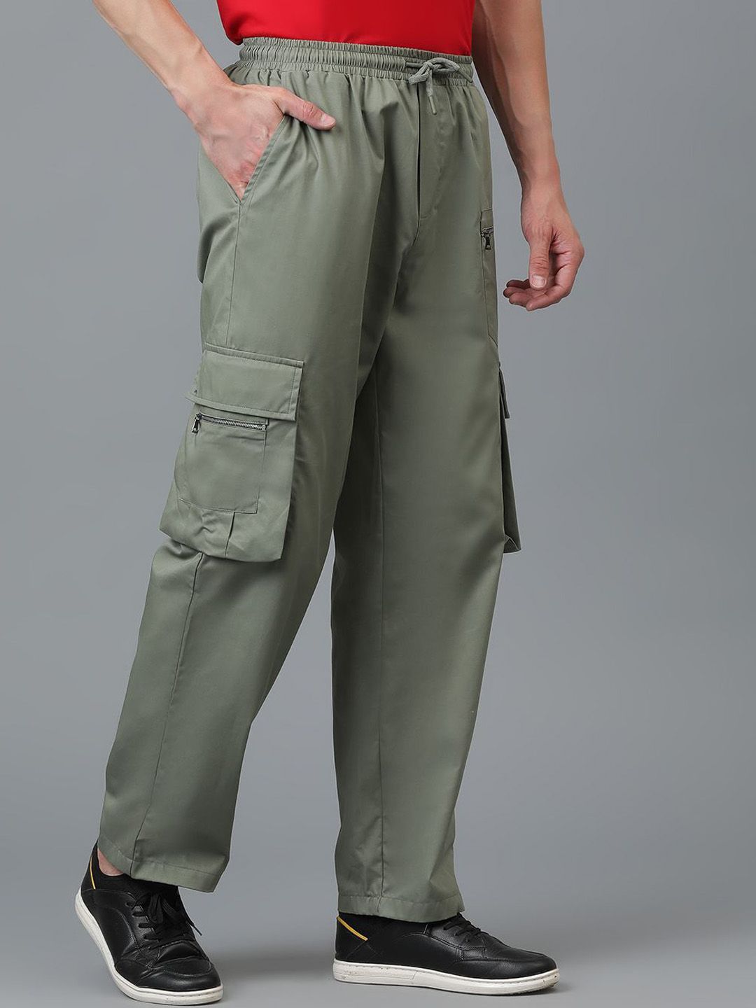 Kotty Men Relaxed Low-Rise Easy Wash Cargos Trousers