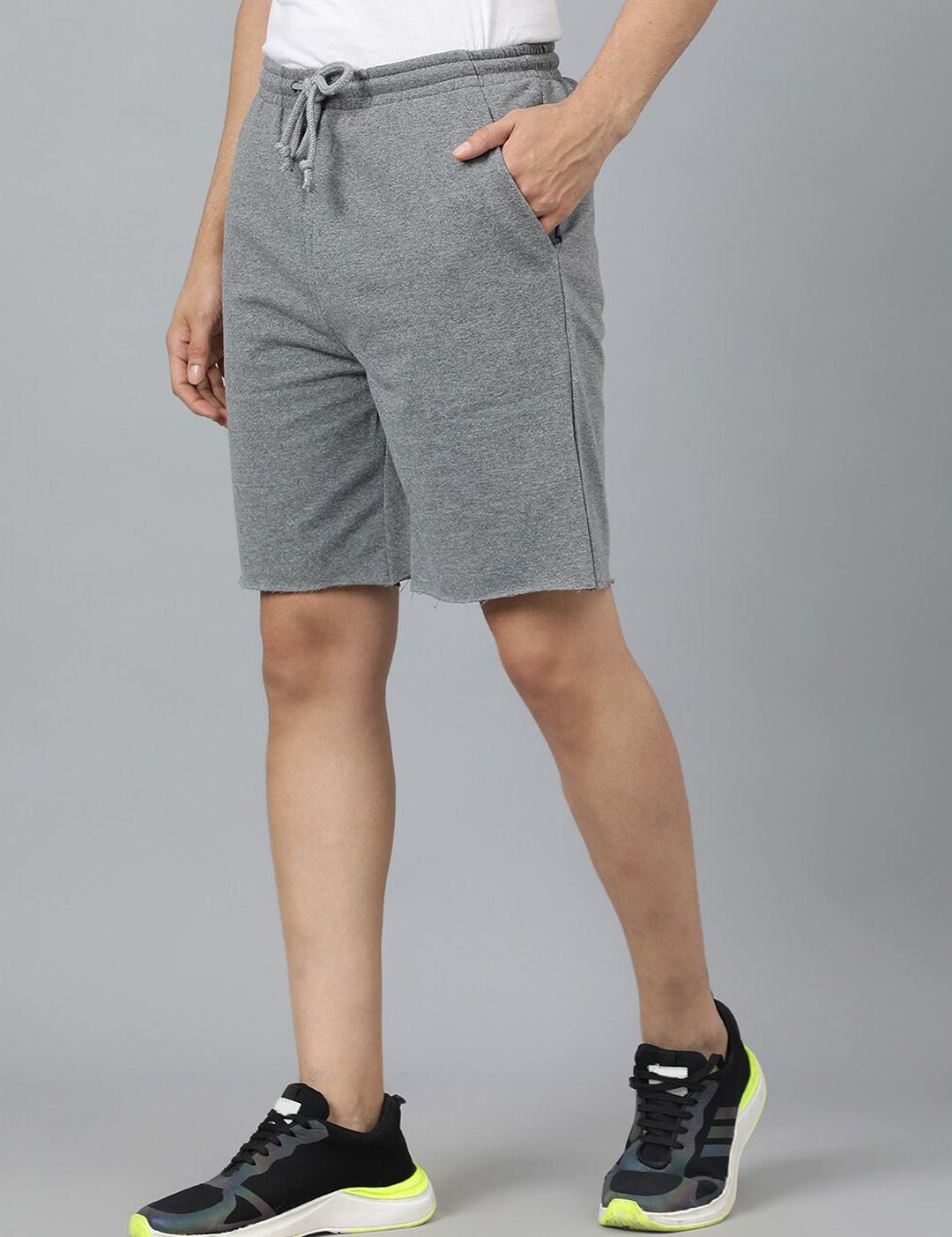 Kotty Men Grey Mid-Rise Regular Shorts