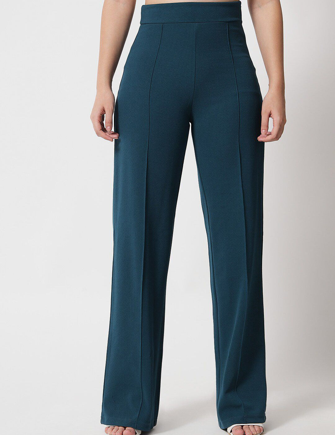 Kotty Women Green Relaxed Straight Fit High-Rise Easy Wash Trousers