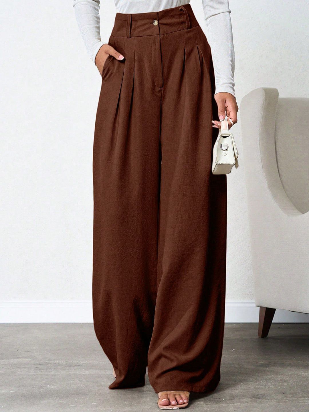 Kotty Women Relaxed Straight Leg Loose Fit High-Rise Trousers