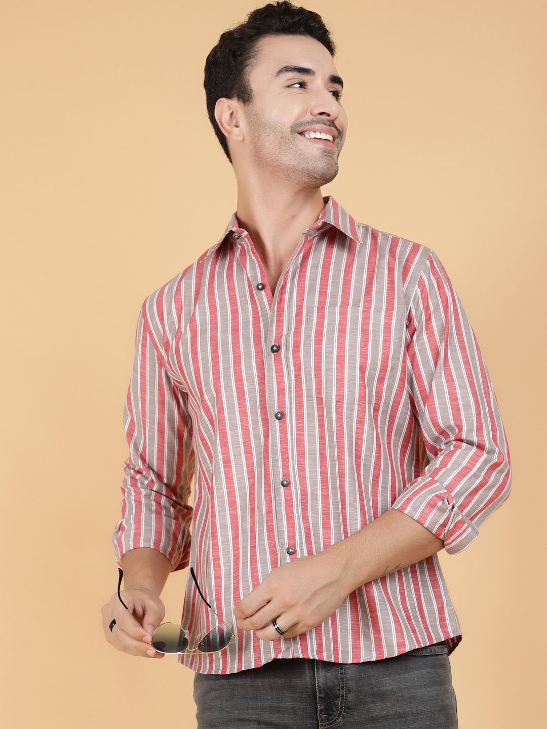 Kotty Men Relaxed Fit Spread Collar Striped Casual Shirt