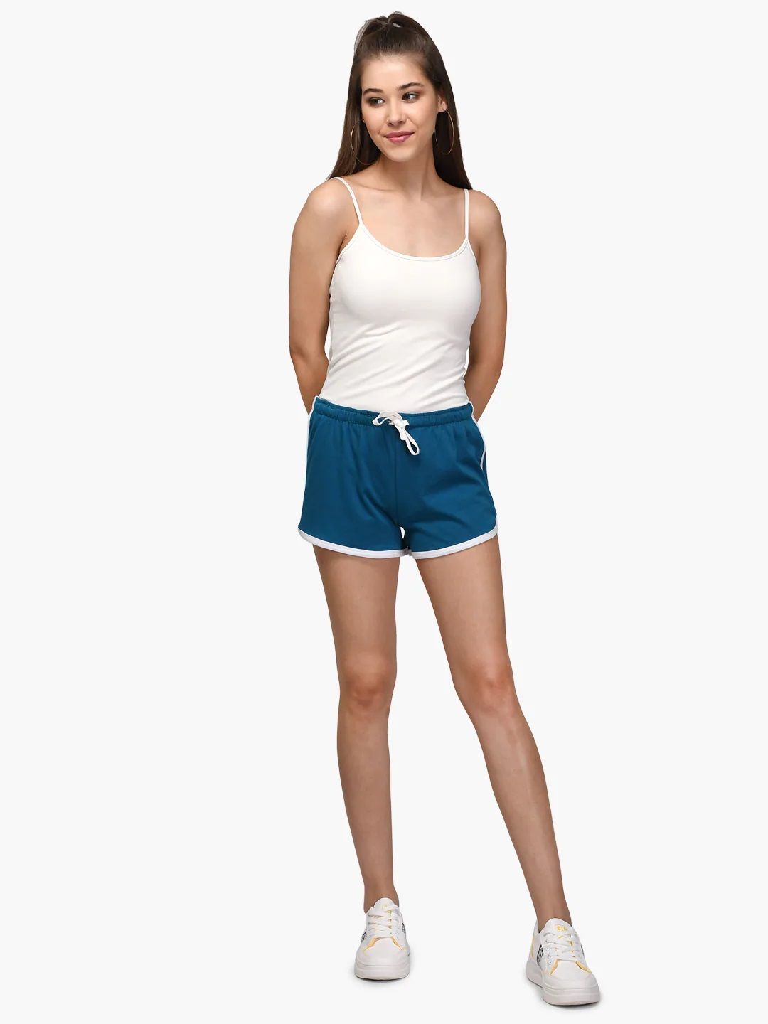 Kotty Women Blue Solid Regular Fit Knitted Hot Pants