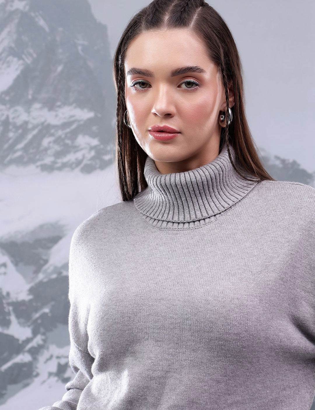 Kotty Women Turtle Neck Crop Pullover