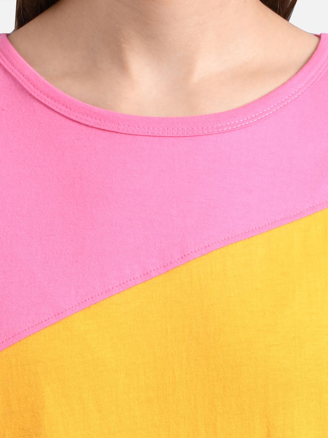 Kotty Women Pink Colourblocked Round Neck T-shirt
