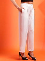 Kotty Women Solid Relaxed Straight Fit Mid-Rise Pleated Parallel Trousers