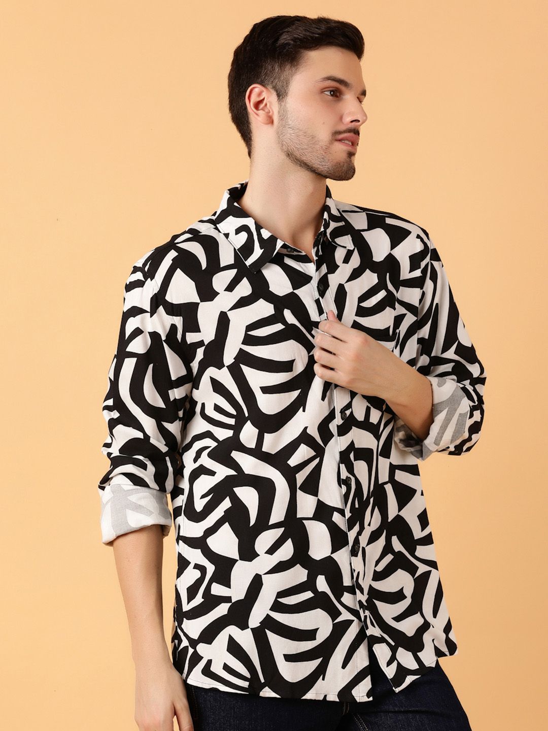 Kotty Men Relaxed Spread Collar Graphic Printed Cotton Casual Shirt