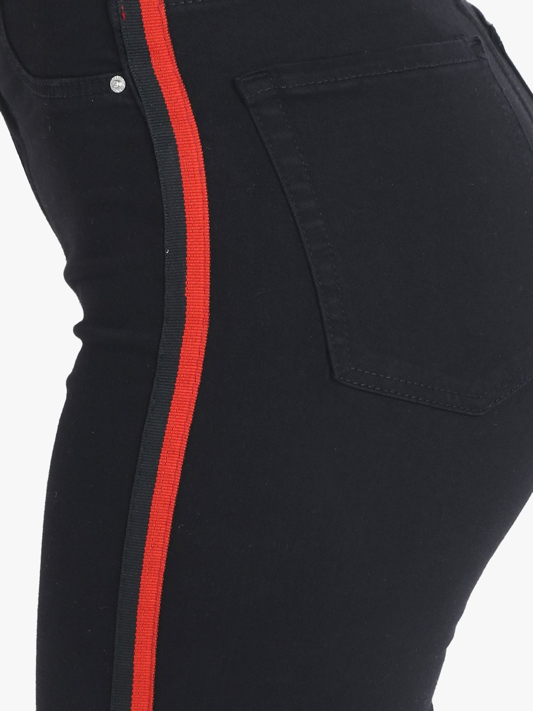 Kotty Women Black Skinny Fit High-Rise Clean Look Stretchable Jeans