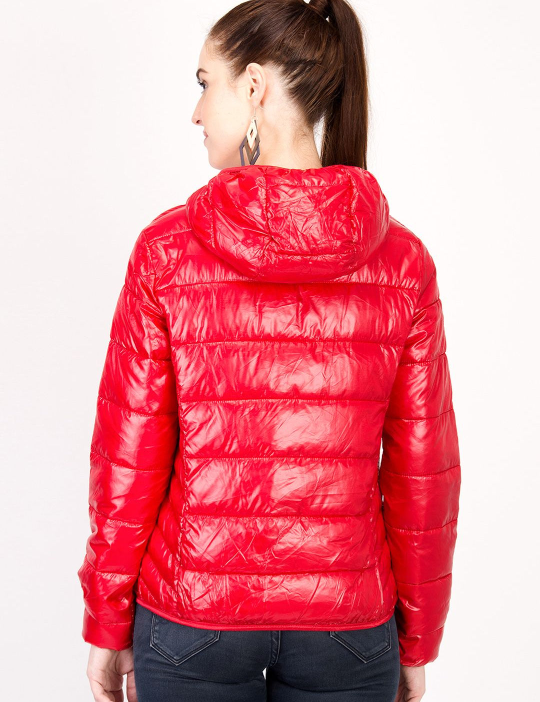 Kotty Women Red Solid Insulator Hooded Puffer Jacket