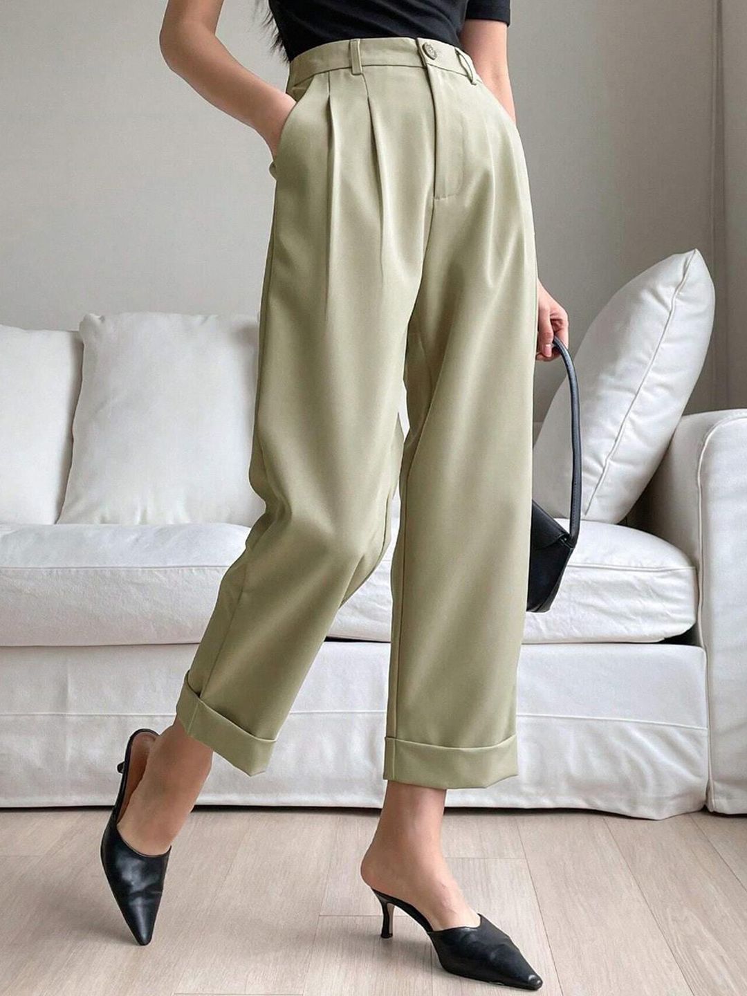 Kotty Women Relaxed Straight Leg Straight Fit High-Rise Easy Wash Trousers