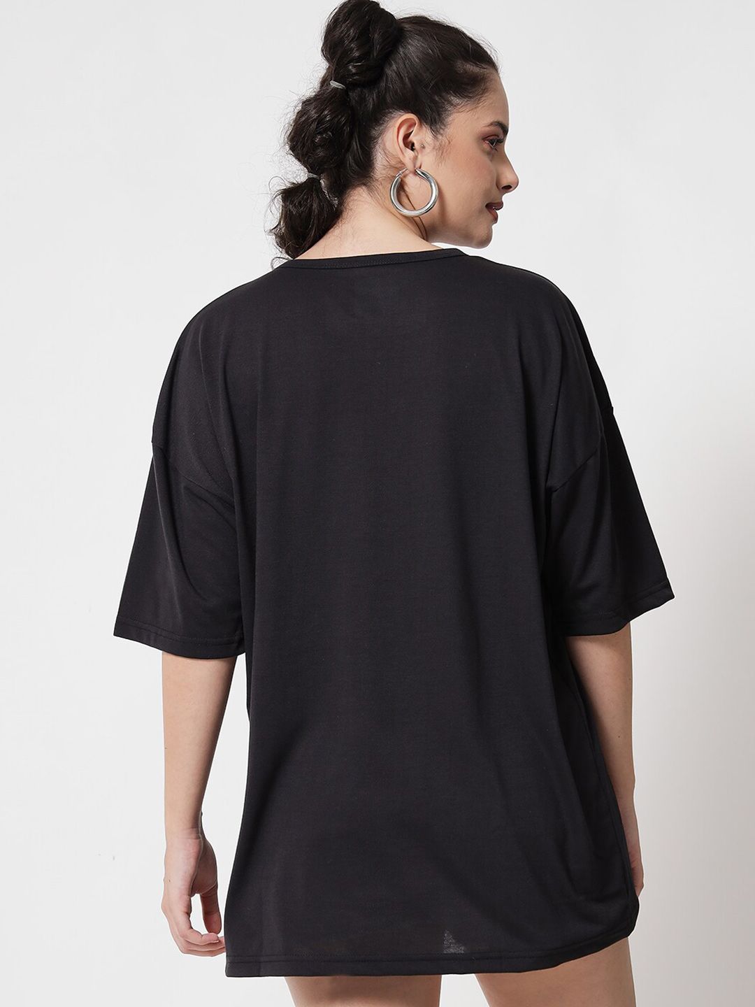 Kotty Women Black Drop-Shoulder Sleeves Applique Oversized  T-shirt