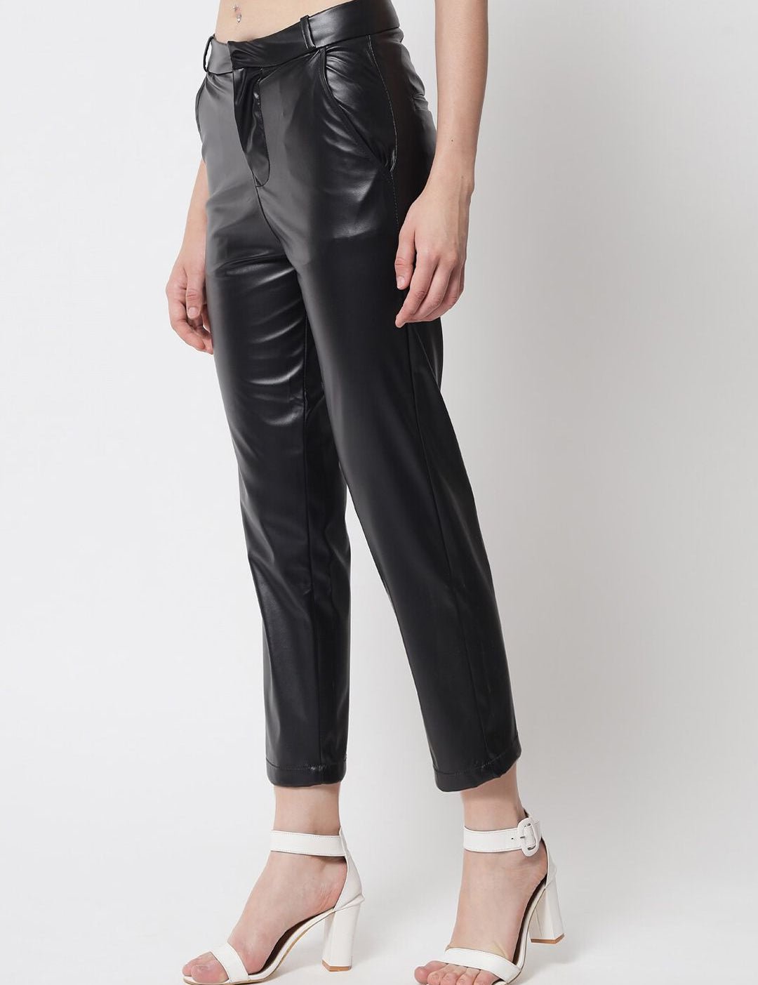 Kotty Women Black Relaxed Straight Fit Trousers