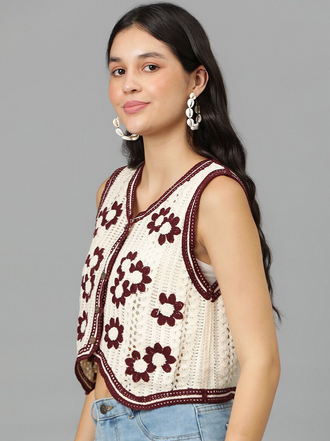 Kotty Floral Self Design Crochet V-Neck Crop Top