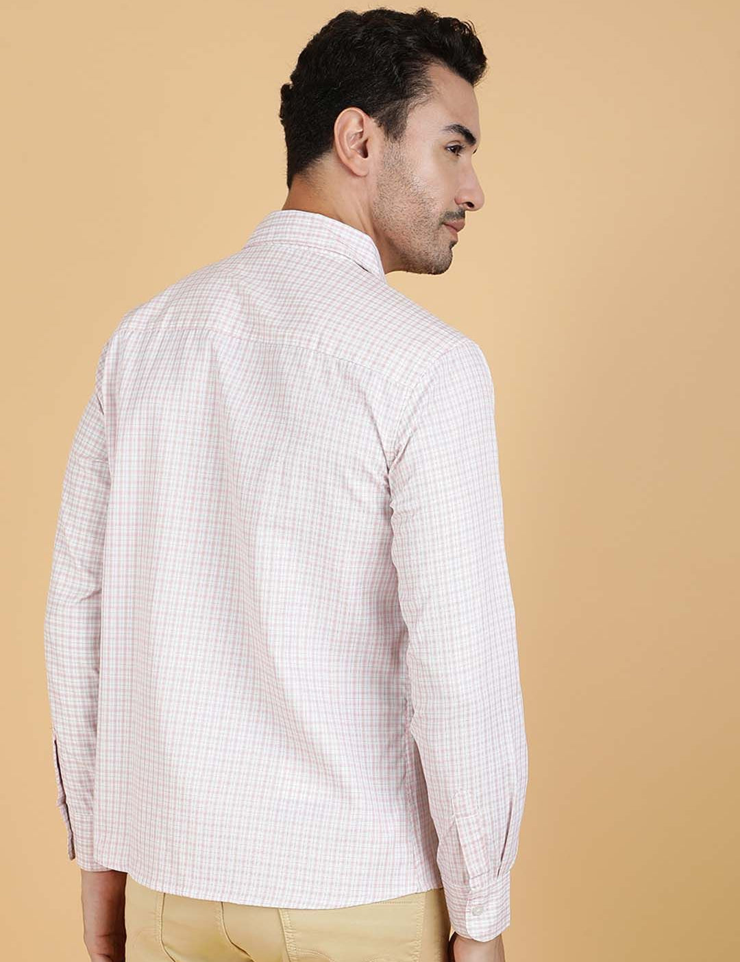 Kotty Men Relaxed Spread Collar Graphic Printed Casual Shirt