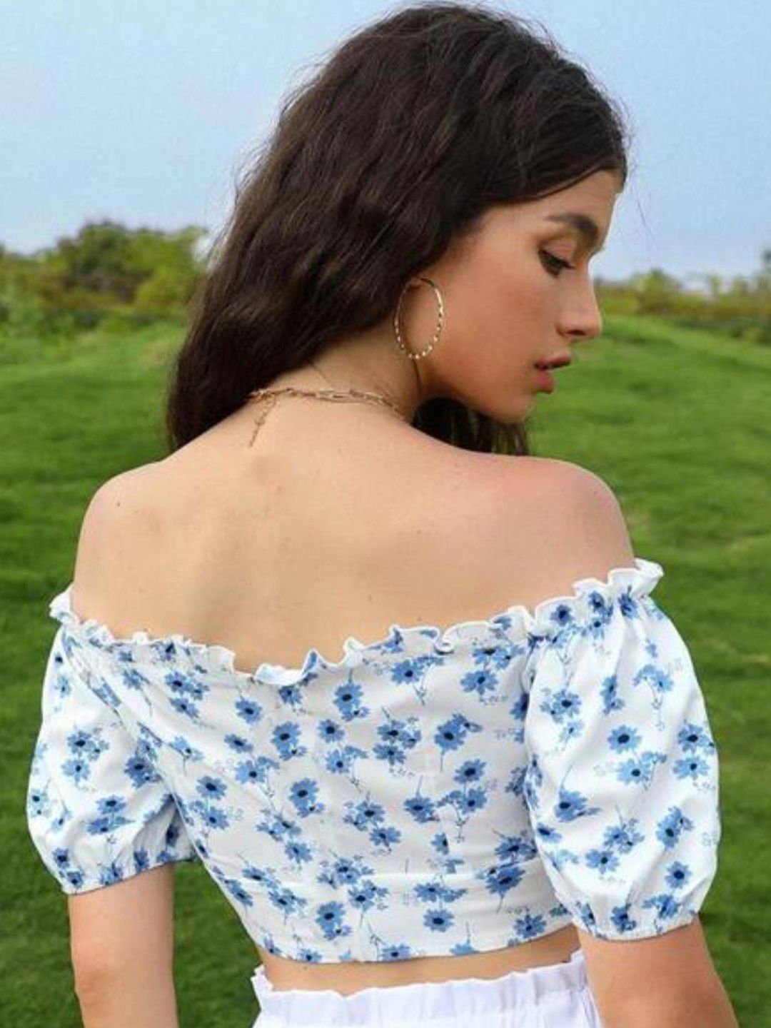 Kotty White Floral Printed Off-Shoulder Bardot Crop Top